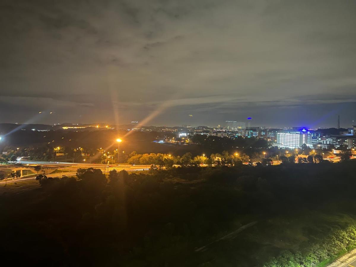 Mucihome Clio 3R2B, Putrajaya Condo Near To Ioi City Mall, Alamanda, Hospital Serdang, Wetland Studio Kru Dll- Non Smoking Home For Malaysian Only Luaran gambar